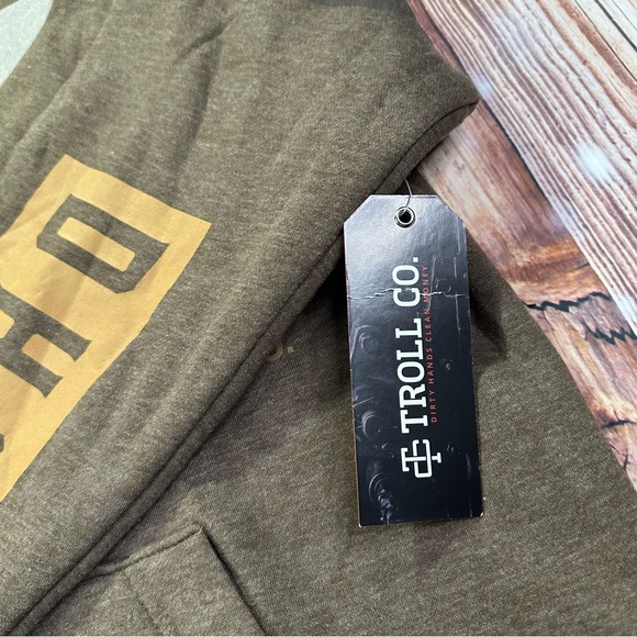 NWT Troll Co Men's Brown Striped Hoodie
Size XL - Picture 13 of 14